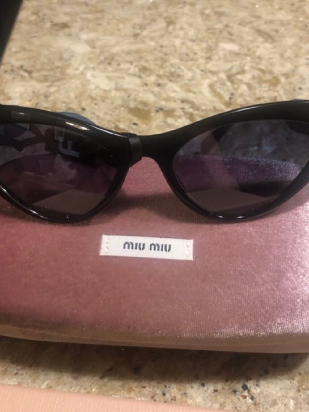 🕶✨✨👓 Miu Miu Sunglasses